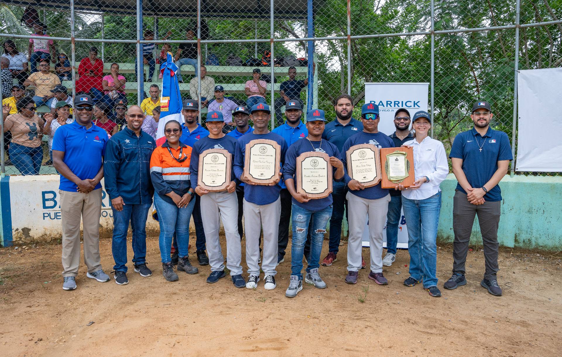 Barrick Pueblo Viejo, MLB y Astros de Houston cierran el tercer torneo de béisbol juvenil