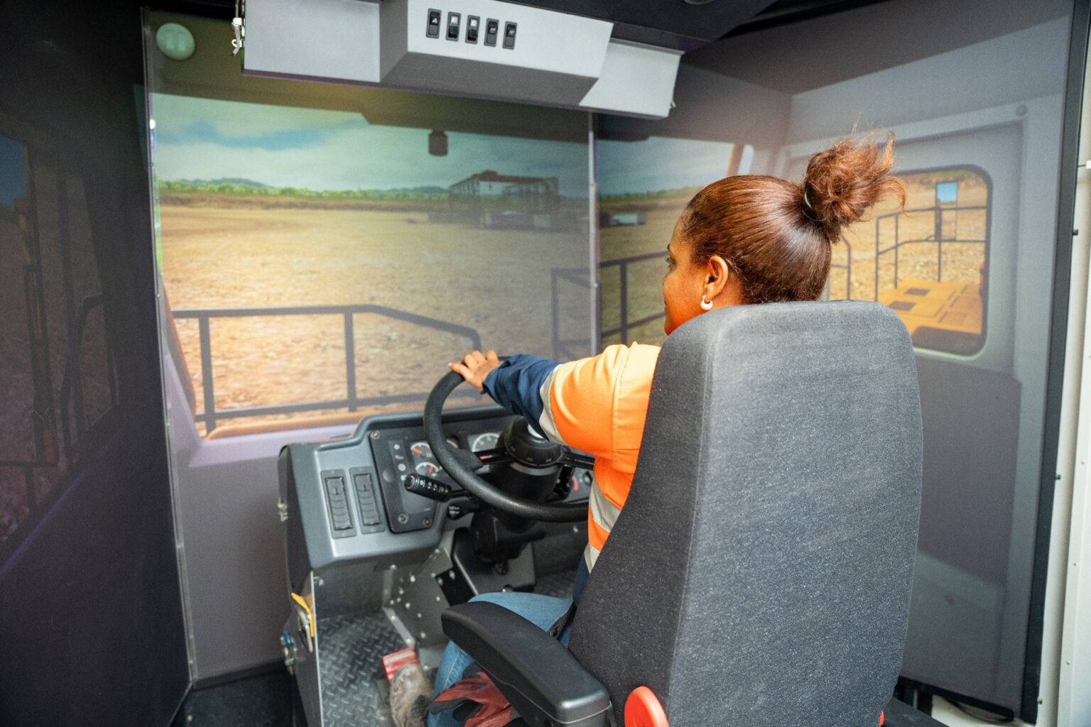 Empoderadas al volante Mujeres que están revolucionando la minería en